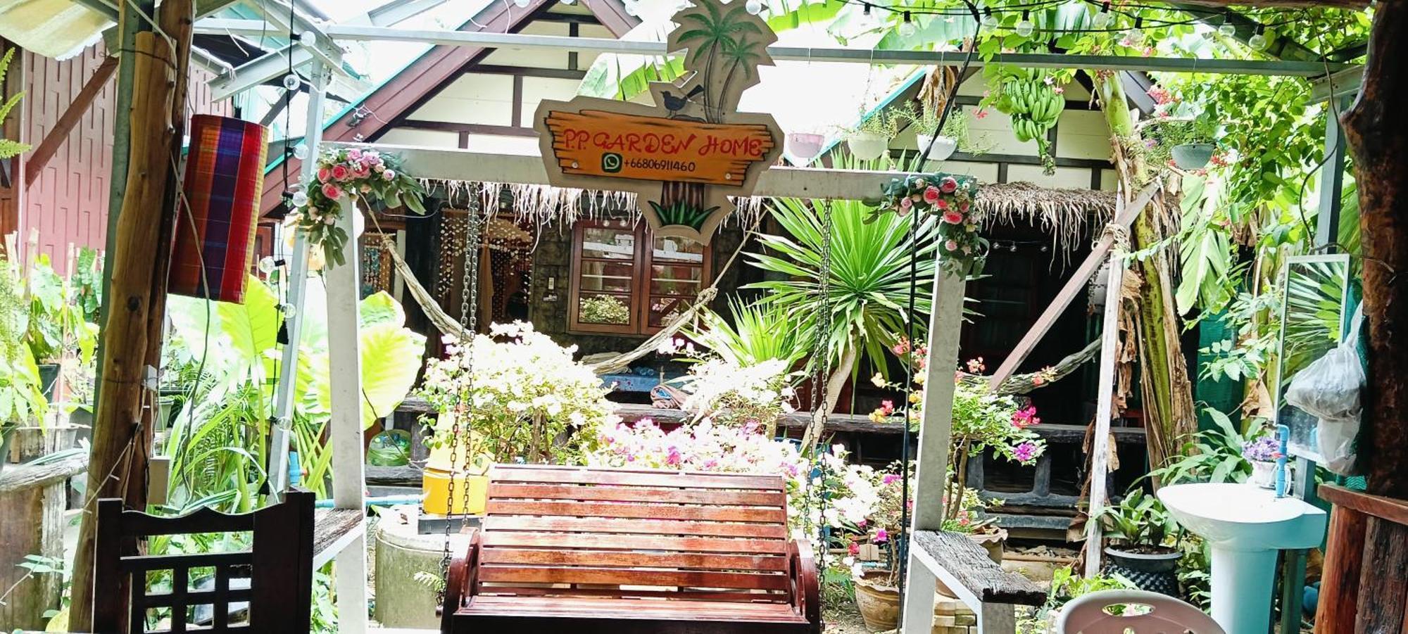 Hotel P P Garden